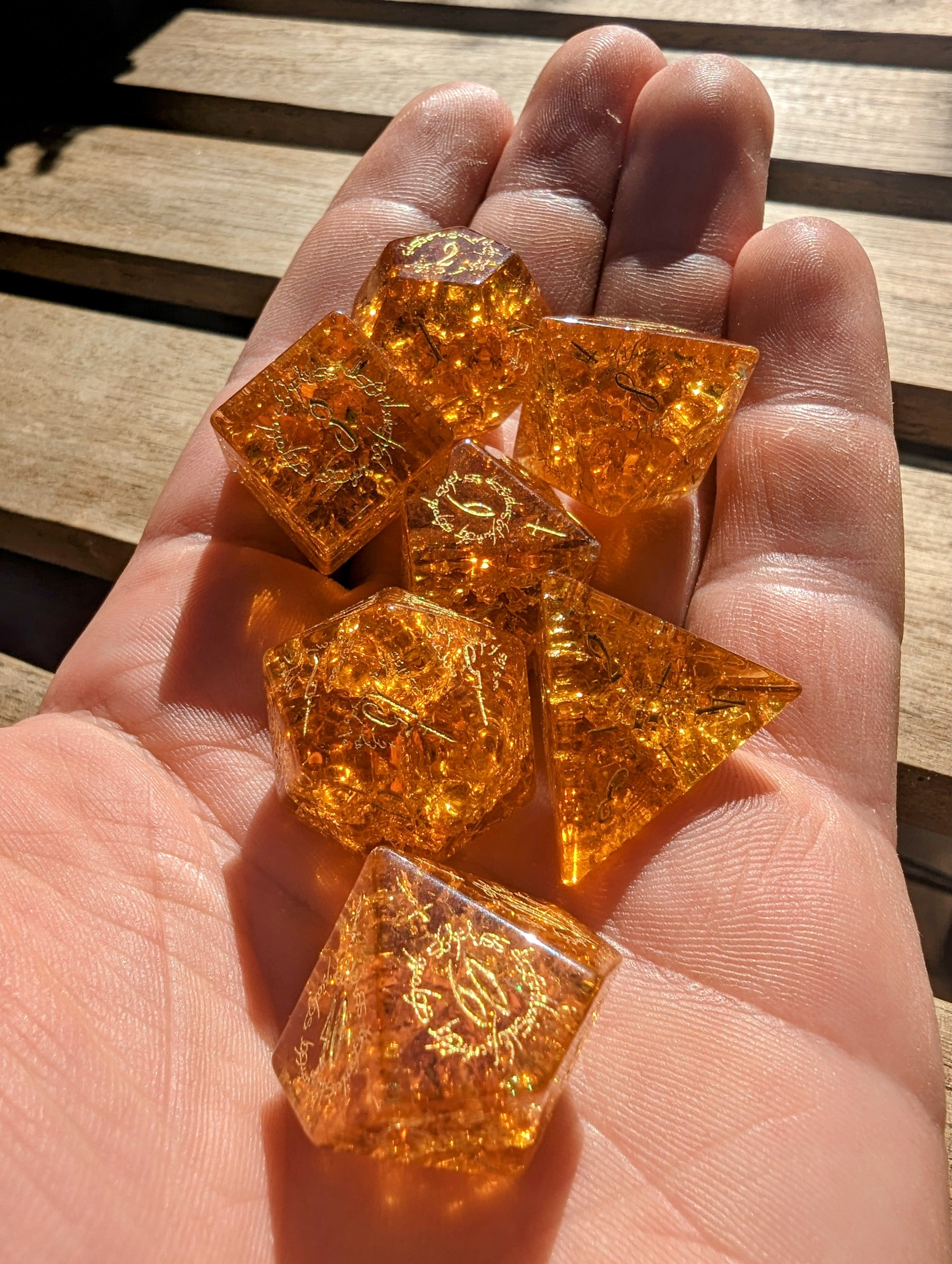 NordicDice Ædelsten og Krystal Elvisk guldruner - Rollespilsterninger Glas