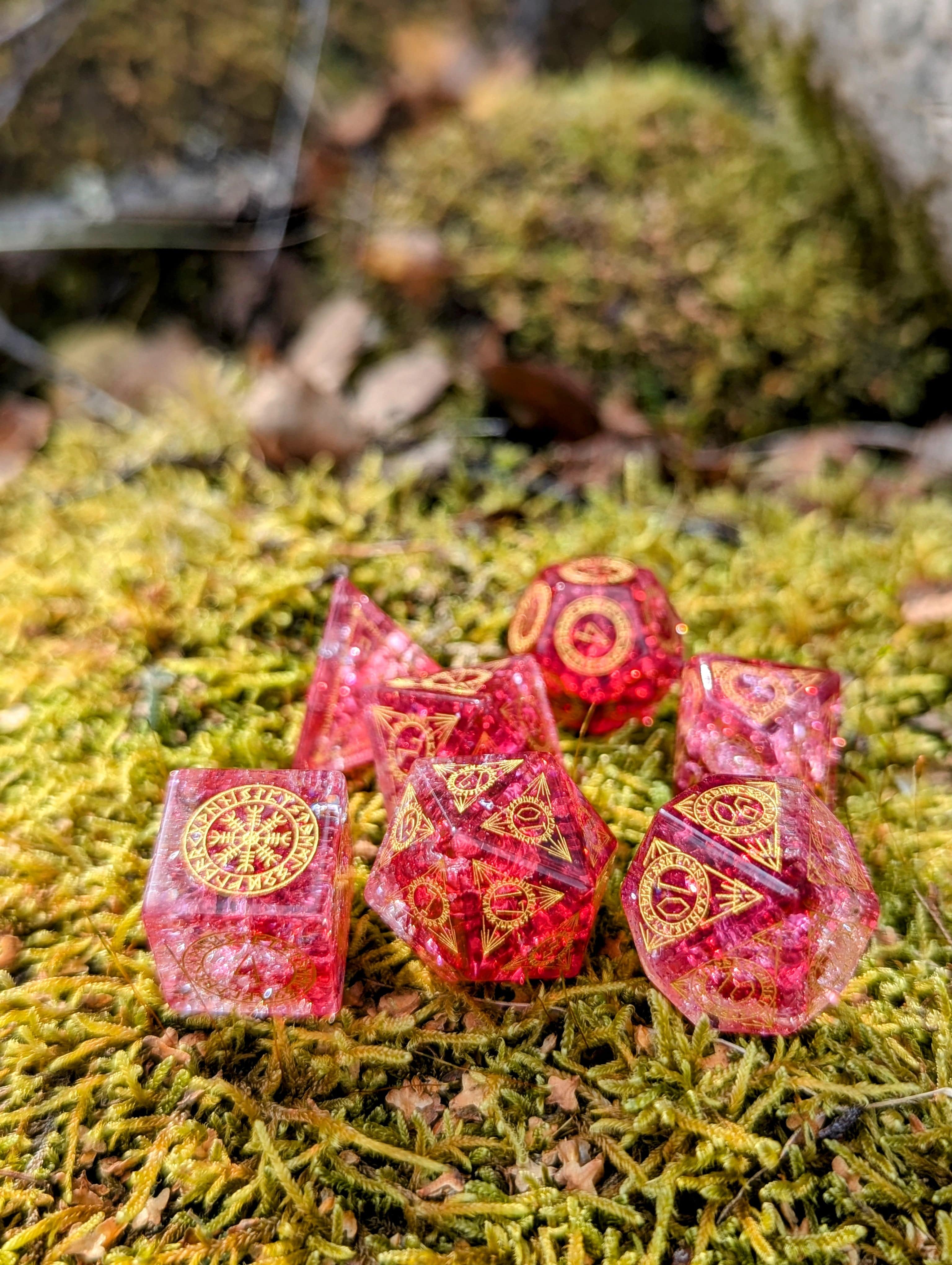 NordicDice Ædelsten og Krystal Scarlet crystal - d&d Rollespilsteringer