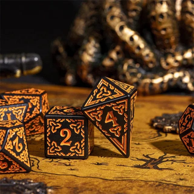 NordicDice Akryl og Resin Magisk Dice sharp (d4) - orange rollespilsterning