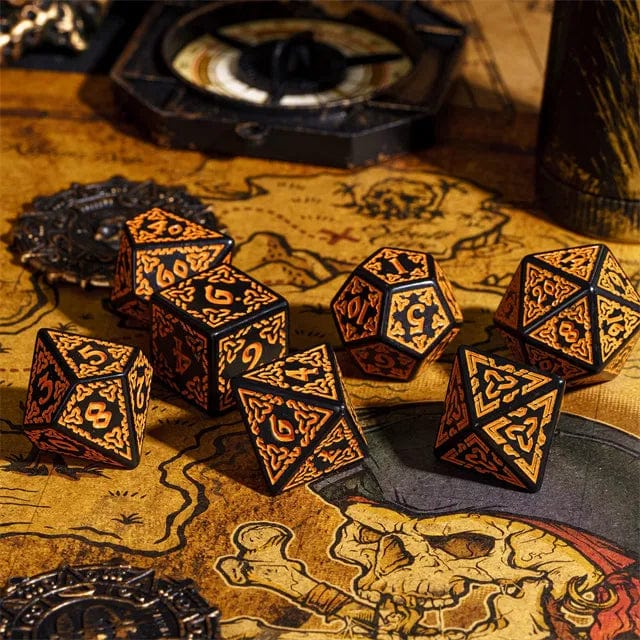 NordicDice Akryl og Resin Magisk Dice sharp (d4) - orange rollespilsterning