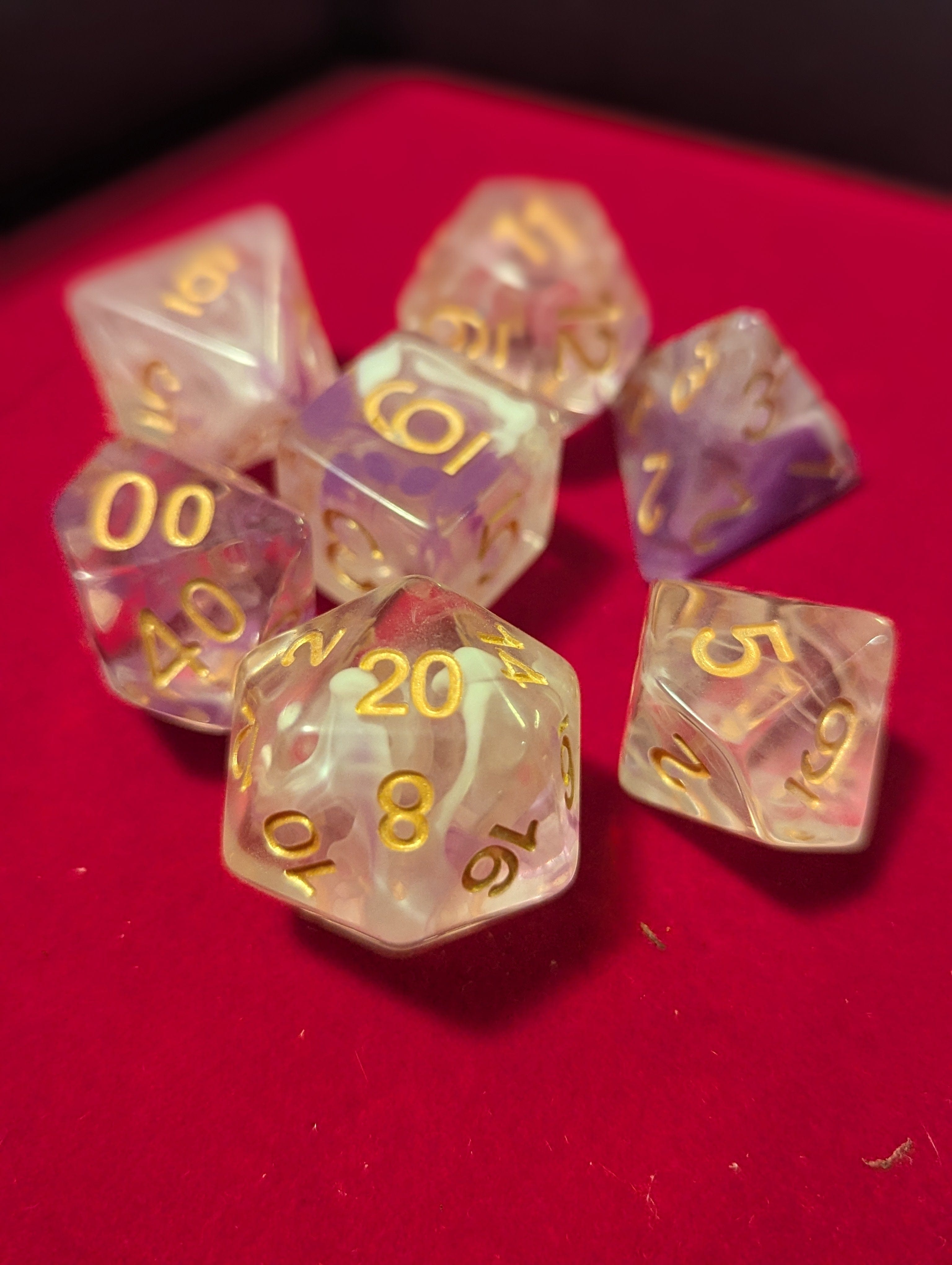 NordicDice Akryl og Resin Pink swirl - dnd role playing dice