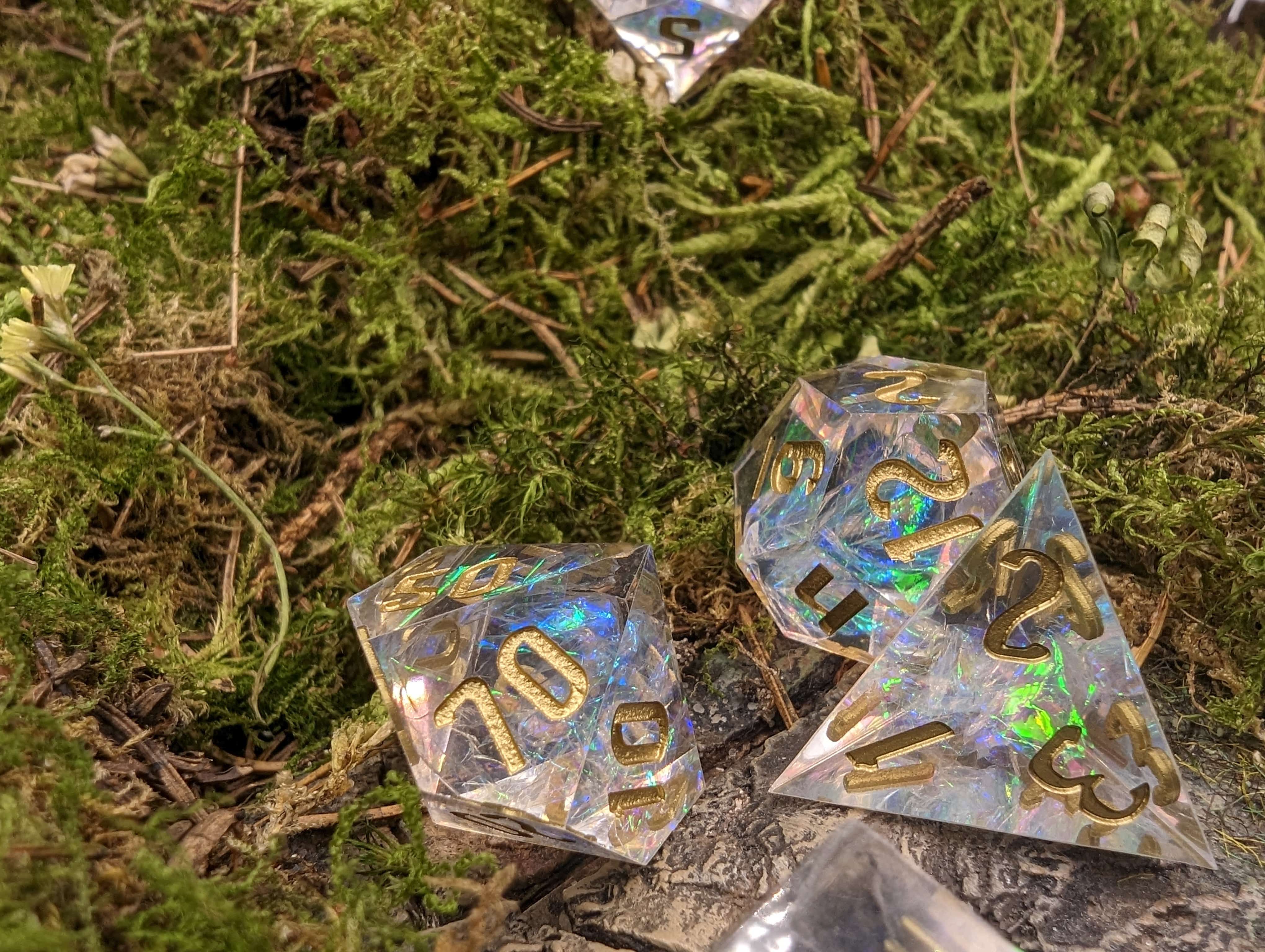 NordicDice Sharp Dice Angelic terningesæt - Transparent Sharp dice
