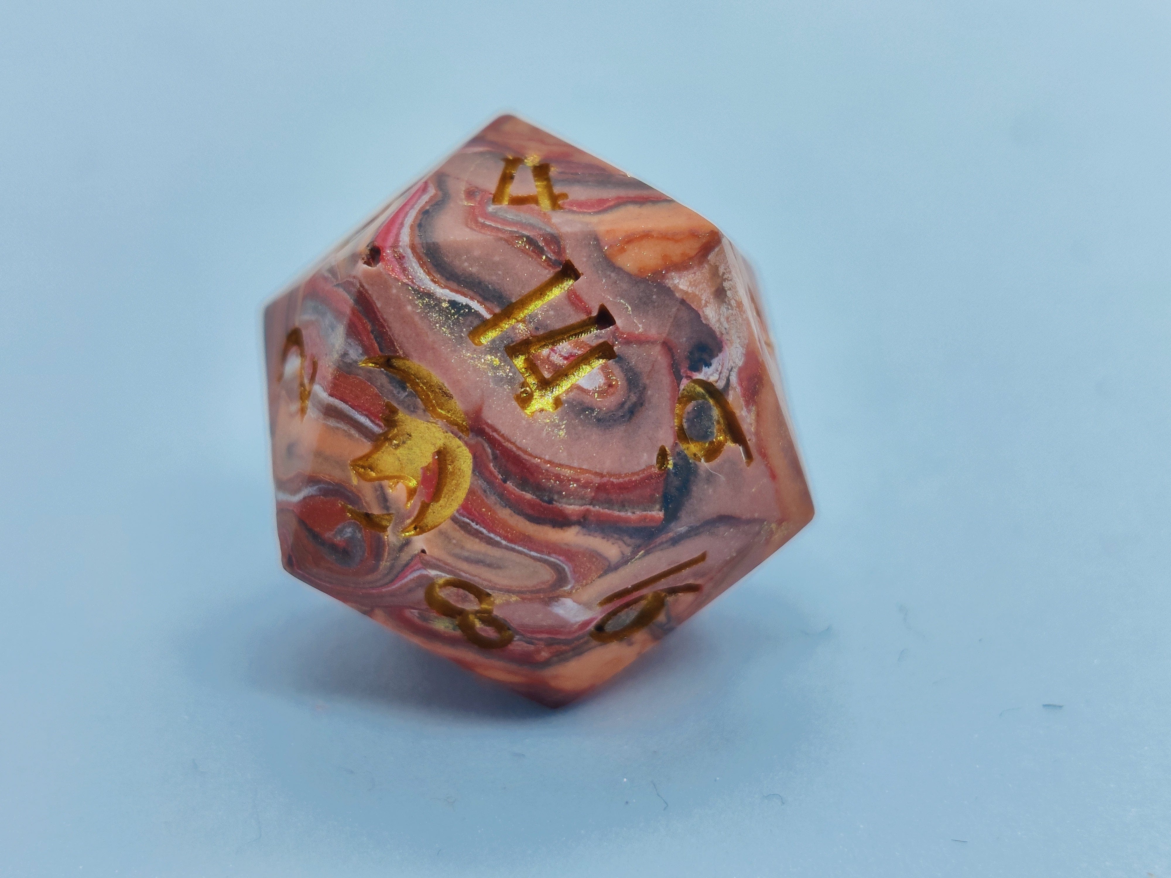 Nordicdice_X_Thydice Nordicdice_& Red marble - Jesmonite terningesæt