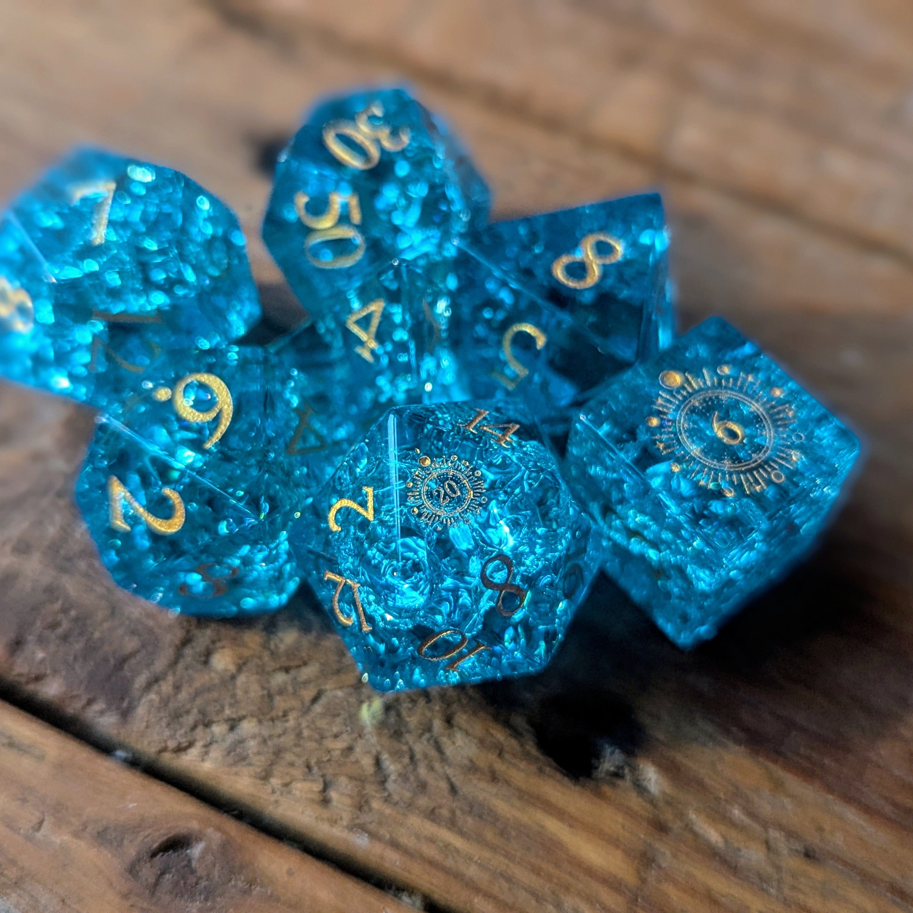 NordicDice Ædelsten og Krystal Blue Moon child - roleplaying dice Exclusive