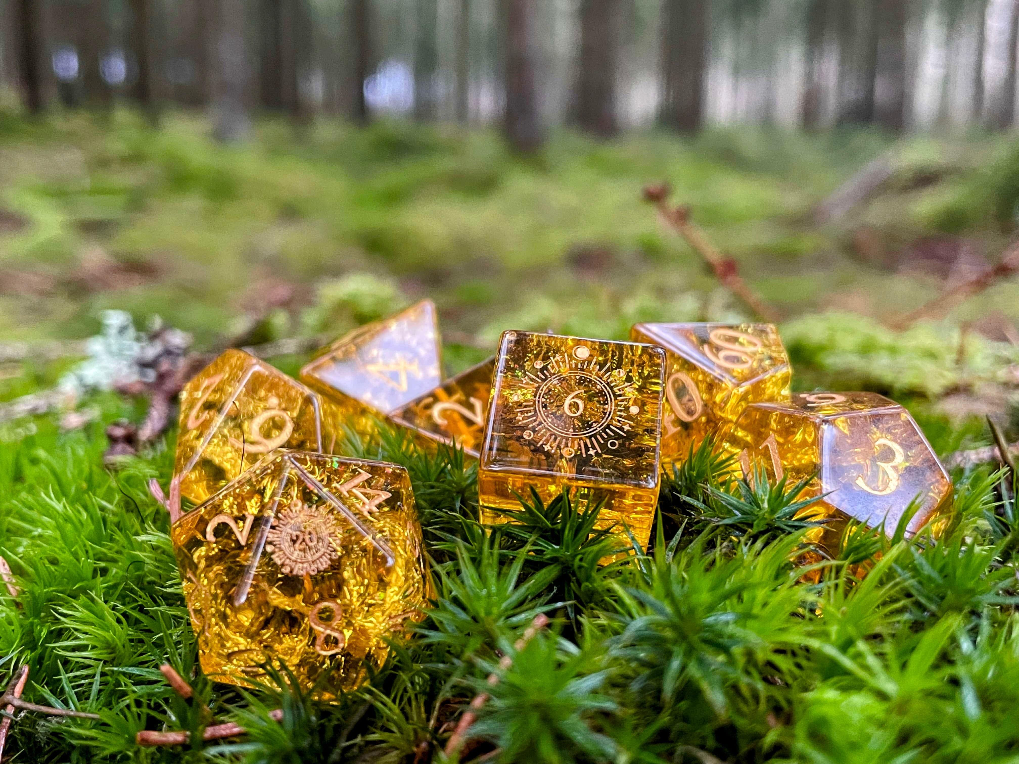 NordicDice Ædelsten og Krystal Gold dragon - roleplaying dice Exclusive