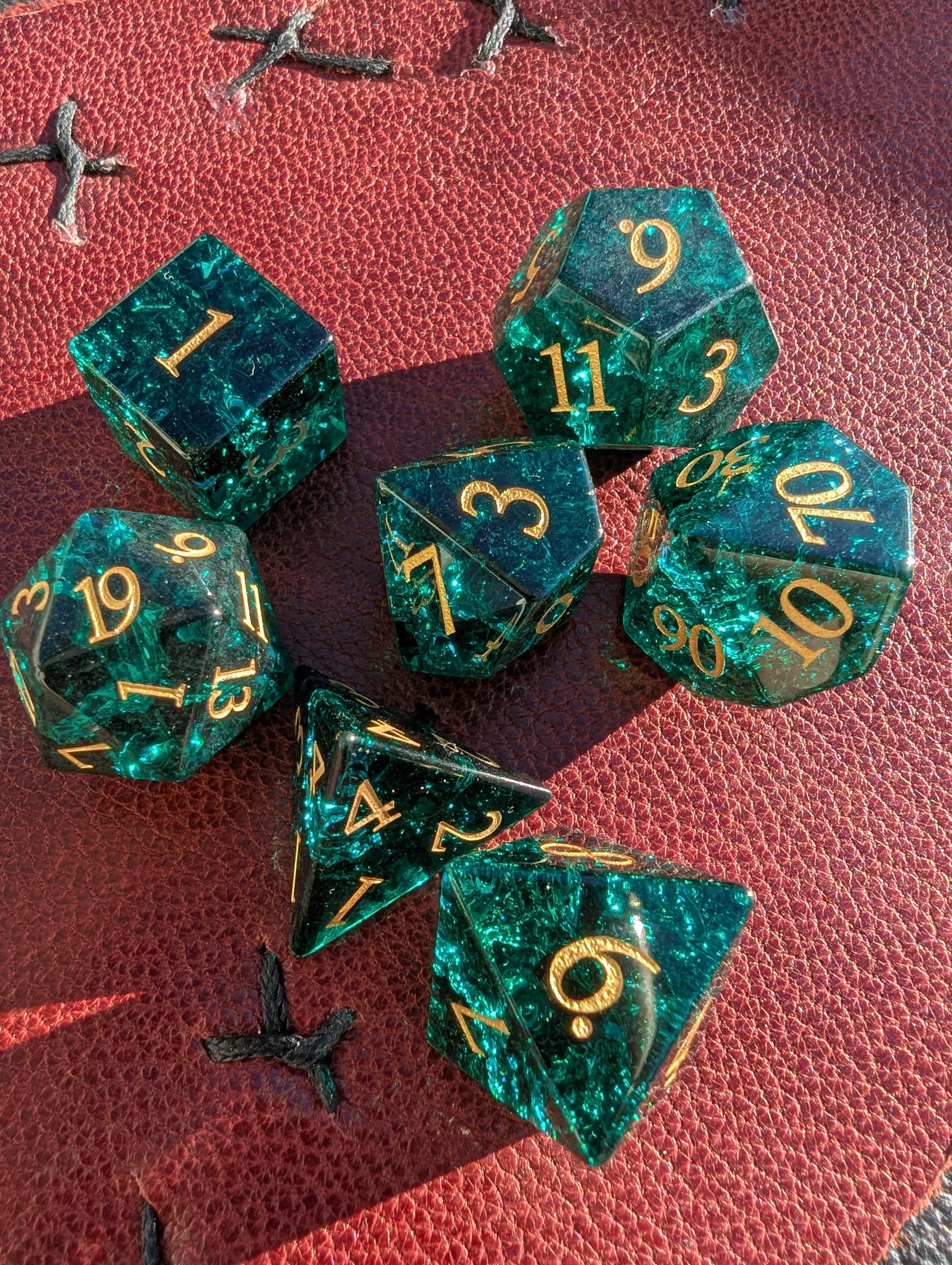 NordicDice Ædelsten og Krystal Green sun - roleplaying dice Exclusive