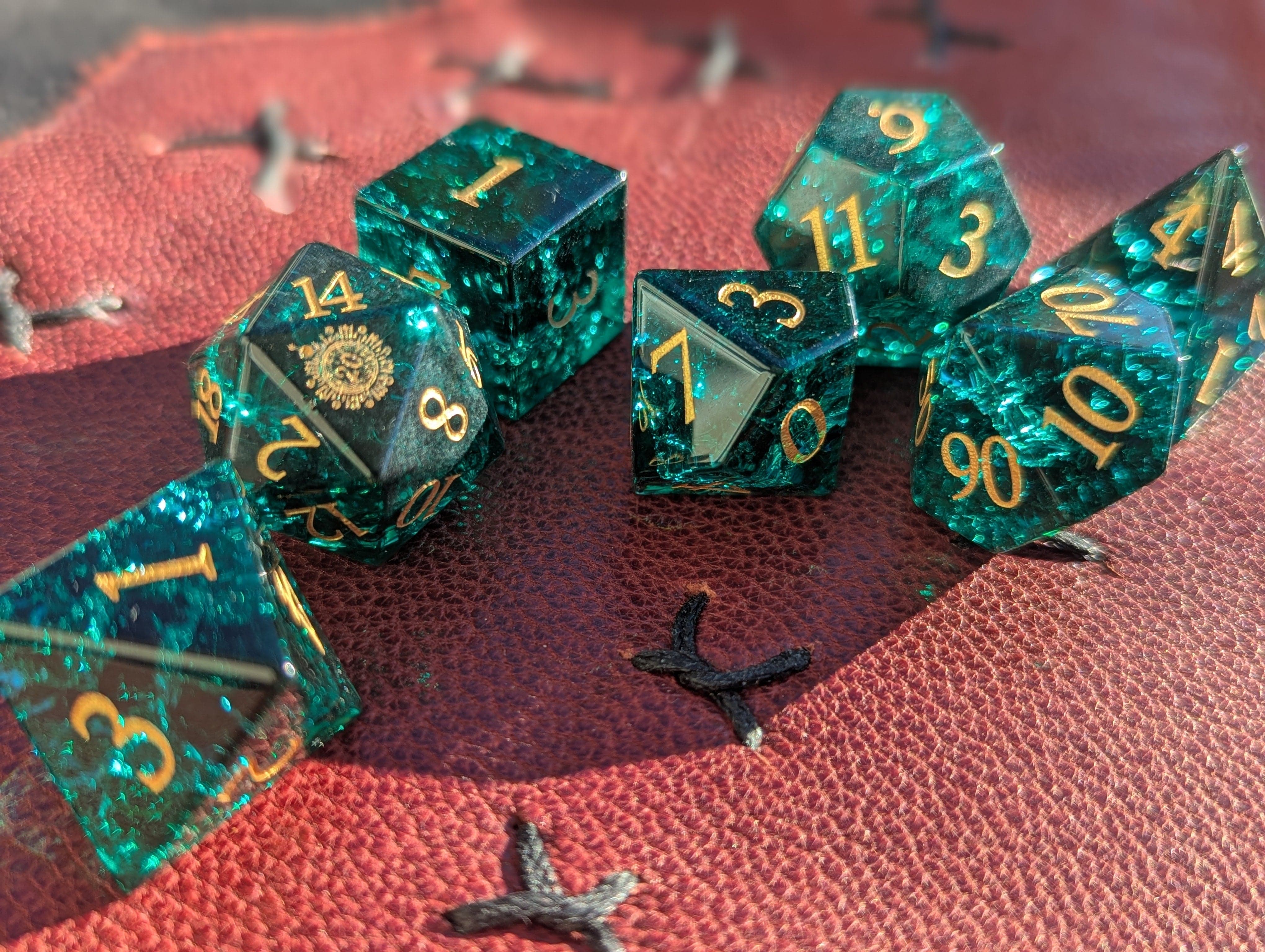 NordicDice Ædelsten og Krystal Green sun - roleplaying dice Exclusive