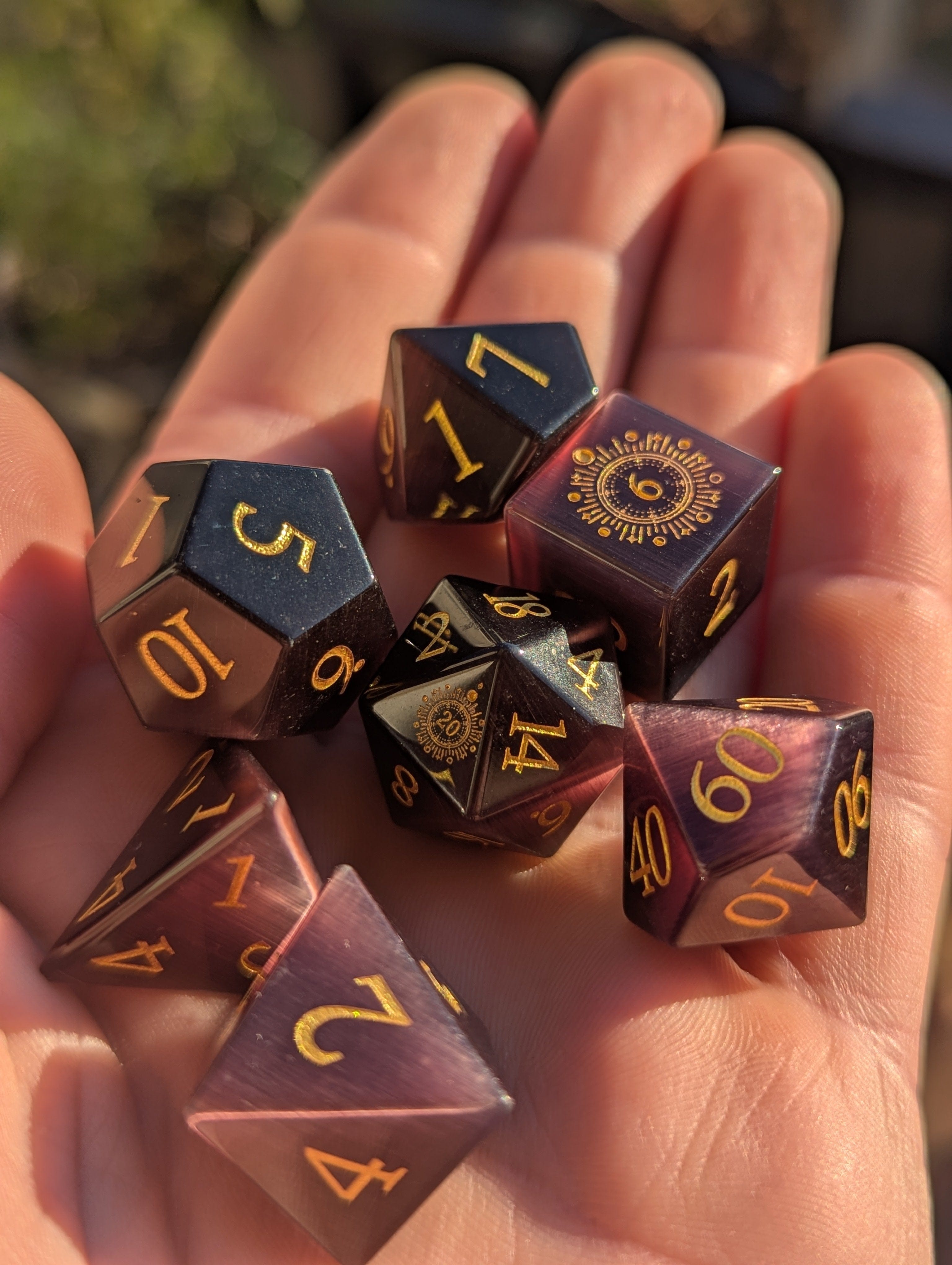 NordicDice Ædelsten og Krystal Purple cat eye - roleplaying dice Exclusive