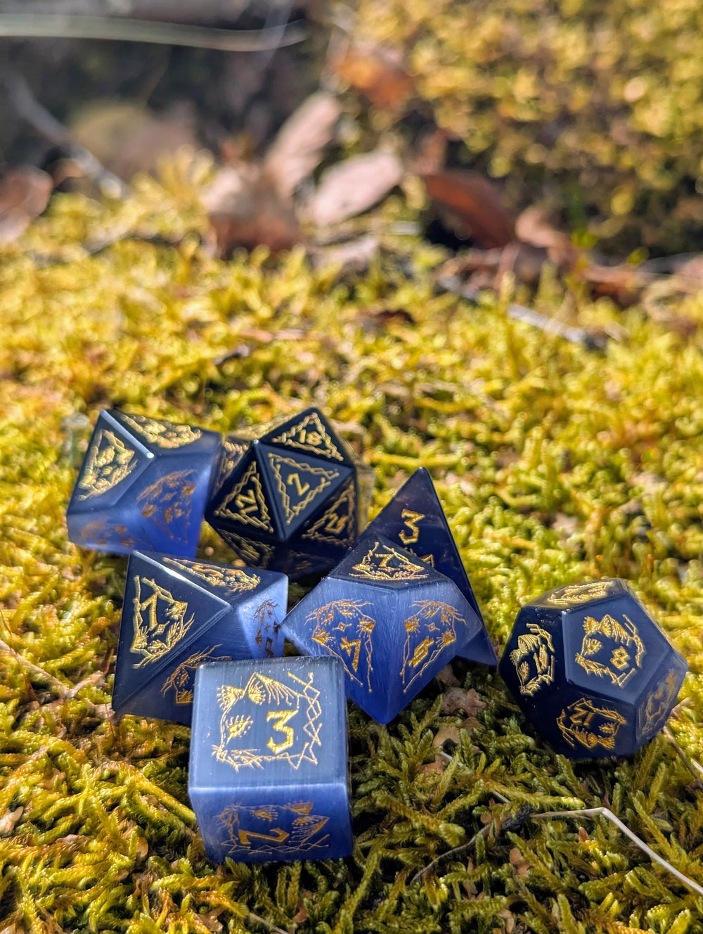 Purple cat eye - RPG dice gem