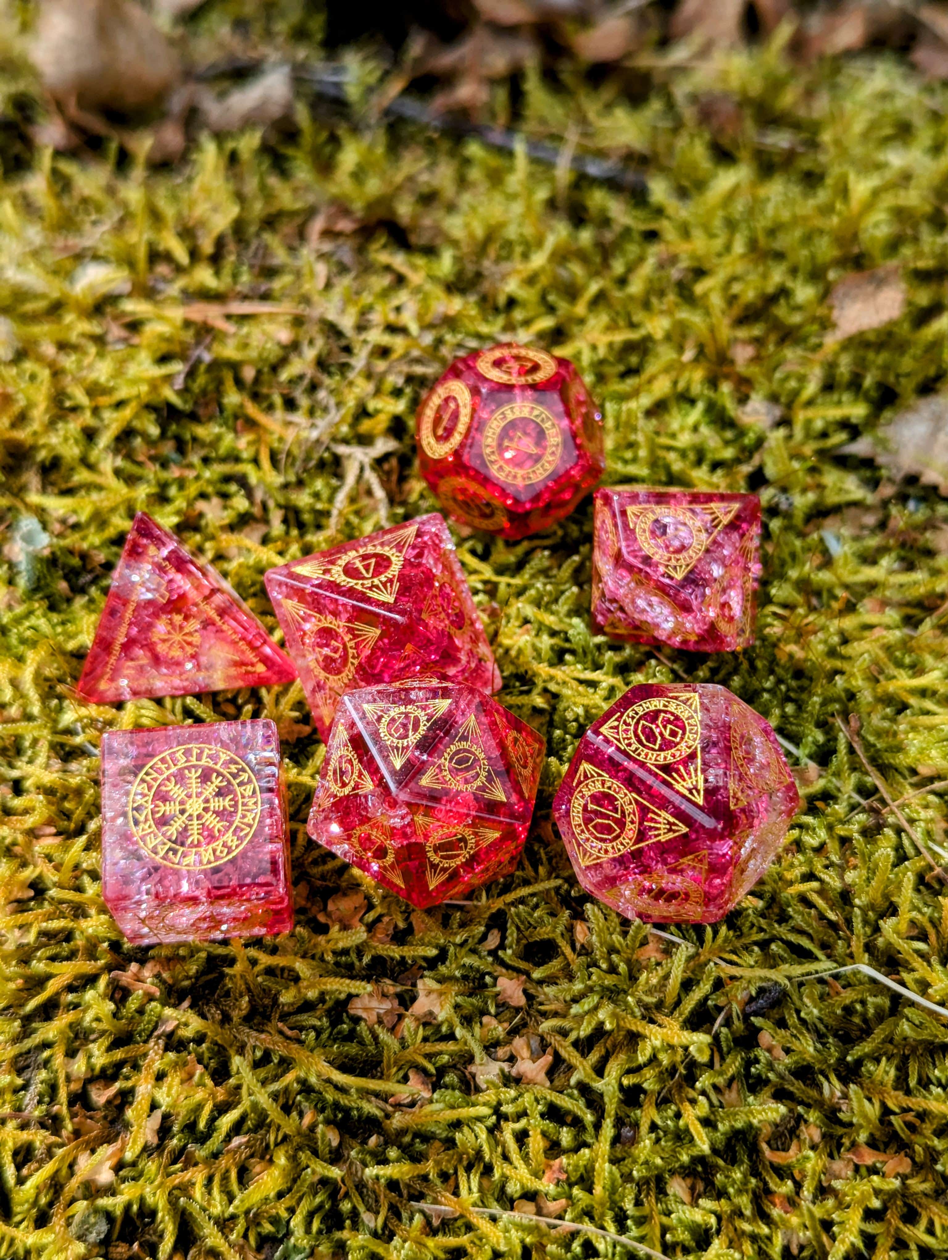 NordicDice Ædelsten og Krystal Scarlet crystal - d&d Rollespilsteringer