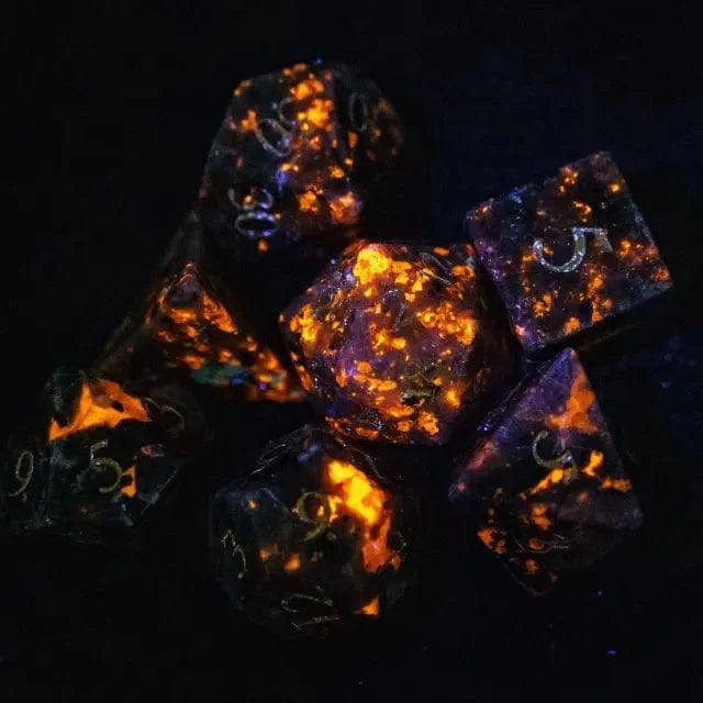 NordicDice Ædelsten og Krystal Yooperlite Stone roleplay dice set