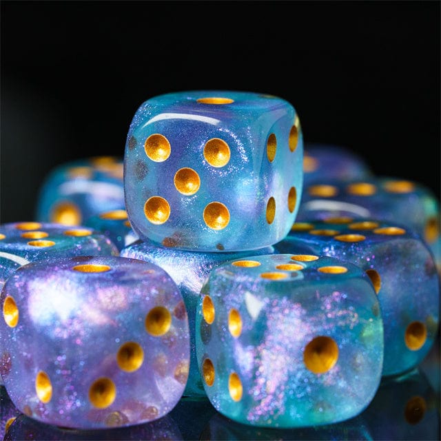 NordicDice d6 Lyseblå glitter d6 terninger - 16mm