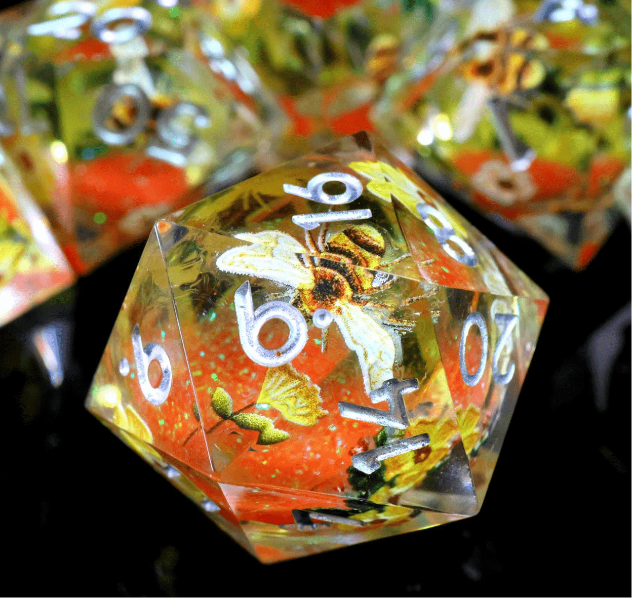 NordicDice Liquid dice Bee hive Liquid Core - stardust rollespilsterninger